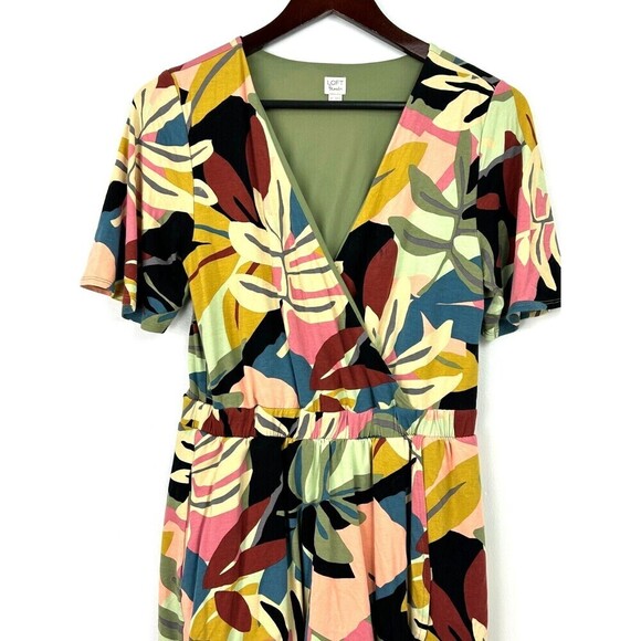 Loft Beach Romper Womens XS Colorful Tropical Print Faux Wrap Pockets Comfort T4 - Picture 5 of 12